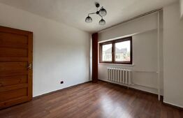 Apartament cu 3 camere, 90 mp, CT, pretabil spații de birouri/cabinet medical