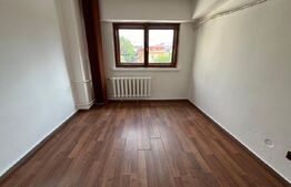 Apartament cu 3 camere, 90 mp, CT, pretabil spații de birouri/cabinet medical