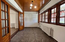 Apartament cu 3 camere, 90 mp, CT, pretabil spații de birouri/cabinet medical