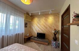 Apartament superfinisat, 3 camere, parcare,  terasă, zona 1 Mai