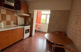 Apartament 3 camere, zona Rovine