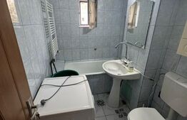 Apartament 3 camere semidecomandat etajul 1, in 1 mai zona SARA 