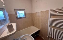 Apartament cu 3 camere, centrala termica, zona Craiovita