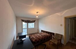 Apartament cu 3 camere, centrala termica, zona Craiovita