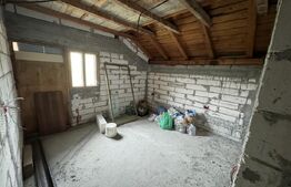 Casă P + E la roșu, 106 mp utili, 198 mp teren