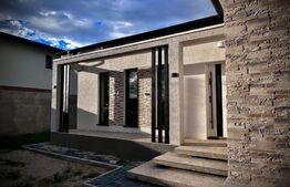 Casa 4 camere, 135mp, zona Carcea