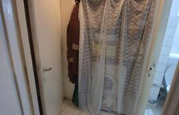 Apartament de 2 camere, semidecomandat, zona Scoala Nr. 23