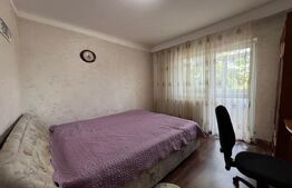 Apartament 4 camere, centrală termică, etaj 1, zona Consul