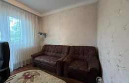 Apartament 4 camere, centrală termică, etaj 1, zona Consul