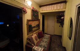 Apartament 4 camere decomandat, 2 bai, 80 mpu  cu centrala, zona Consul!