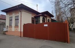 Oportunitate! Casa boiereasca 2 camere, 57 mp utili, 101 mp teren,zona centrala!