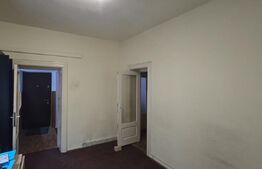 Proprietate centrala, 2 case, 240 mp utili, 320 mp teren