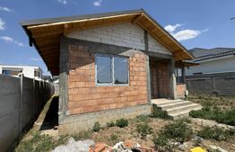 Casă pe parter semifinisată, 99 mpu/136 mpc, 454 mp teren, zona Ford