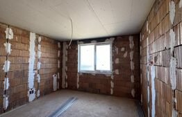 Casă pe parter semifinisată, 99 mpu/136 mpc, 454 mp teren, zona Ford