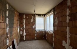 Casă pe parter semifinisată, 99 mpu/136 mpc, 454 mp teren, zona Ford