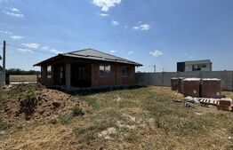 Casă pe parter semifinisată, 99 mpu/136 mpc, 454 mp teren, zona Ford