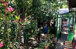 Casa renovabila sau demolabila, 160 mp teren, în spate la KFC