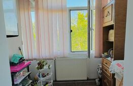 Apartament de 3 camere, decomandat, zona Scoala de Biliard