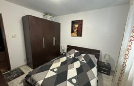 Apartament 4 camere decomandat Craiovita Noua  ,Zona  scoala 33