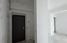 Garsonieră decomandată la cheie, 46 mp, et. 3, zona Consul