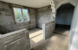 Casa, 180mp, zona Cernele