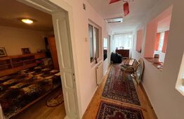 Casa, 4 camere, 400mp, zona Parc 