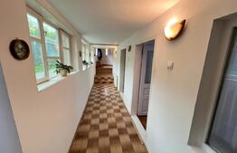 Casa, 4 camere, 400mp, zona Parc 