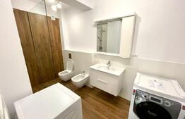 Apartament de 3 camere, centrala termica, parcare privata, zona Centrala