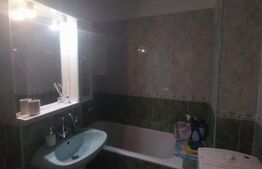 Apartament 2 camere 58mp, centrala termica, Ac, zona Triaj