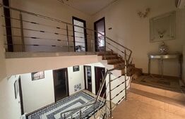 Casa, zona semicentrala, 320 mp 