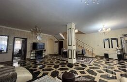 Casa, zona semicentrala, 320 mp 