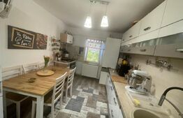 Apartament 3 camere decomandat - 68mp - Craiovita - zona Fortuna