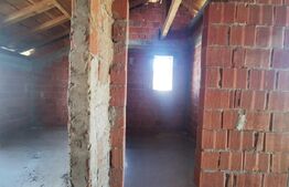 Ofertă! Casă la rosu, 140 mp utili, 520 mp curte, zona Metro