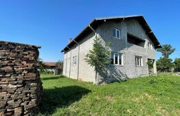 Casa la Rosu P+M 286 mp utili, 2000 mp teren, Vulpeni