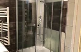 Casa spatioasa la pret de apartament, 76 mp, curte, zona Centrala