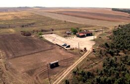 Teren IV 12.227 mp, platformă betonată, minifotbal, teren agricol, loc. Milovan