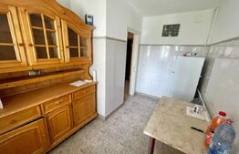 Apartament 3 camere decomandat, Valea Rosie, Zona Scoala Nicolae Romanescu