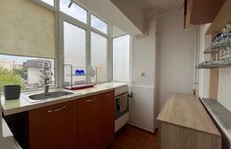 Apartament decomandat cu 2 camere, etajul 2, AC, zona centrală - McDonald's