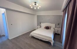 Penthouse cu 3 camere, 2 bai,  terasa 40 mp, zona centrala