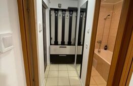 Garsoniera decomandata, Rovine, zona Parculet