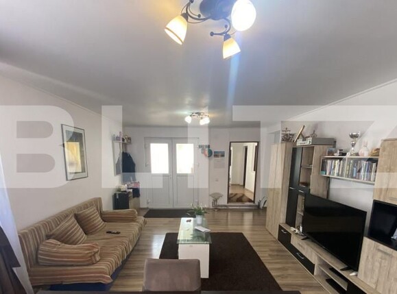 Casa de vânzare 4 camere 1 Mai - 158097CV | BLITZ Craiova | Poza13
