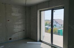 Casa P+1E, 3 dormitoare, 582 mp teren, zona Metro