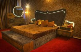 Casa de lux cu 6 dormitoare, pretabila spatiu comercial, cartier Valea Rosie