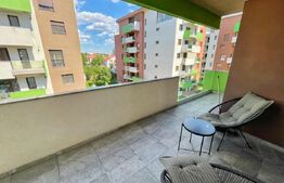 Apartament 3 camere, 76 mp, centrala termica, parcare, zona Centrala