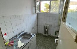 Apartament 3 camere decomandat, Valea Rosie, zona Odobleja/Stadion 