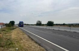 Teren 4046 mp in Racari cu deschidere de 28 ml la drumul european 70