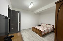 Apartament modern cu două camere, centrala si loc de parcare privat