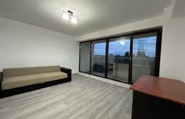 Apartament modern cu două camere, centrala si loc de parcare privat