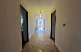 Casa cu 7 dormitoare, în regim P+E+M, 300 mp și 250 mp curte, în zona centrală