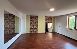 Casa cu 7 dormitoare, în regim P+E+M, 300 mp și 250 mp curte, în zona centrală